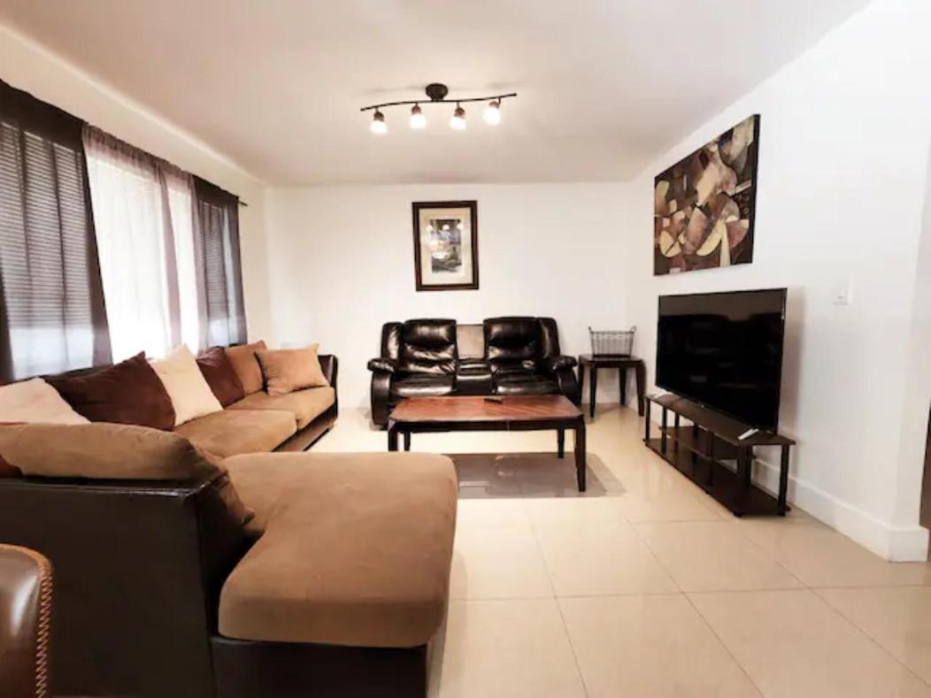 A4 - Endless Summer Rentals - Downtown Apartment Near Park, Ports, And Beach Fort Lauderdale Dış mekan fotoğraf