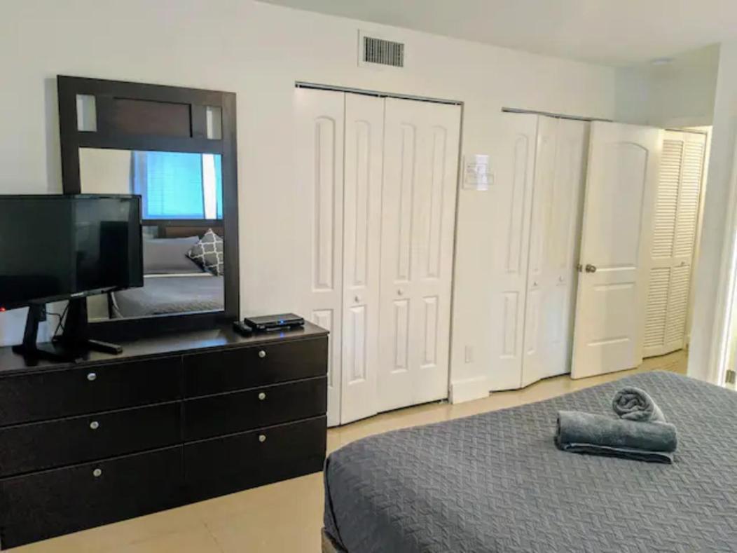 A4 - Endless Summer Rentals - Downtown Apartment Near Park, Ports, And Beach Fort Lauderdale Dış mekan fotoğraf