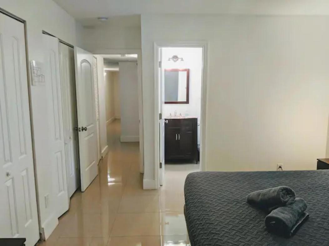 A4 - Endless Summer Rentals - Downtown Apartment Near Park, Ports, And Beach Fort Lauderdale Dış mekan fotoğraf